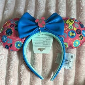 Disney Vacation Club Loungefly Blue and Pink Iconic Minnie Mouse Headband